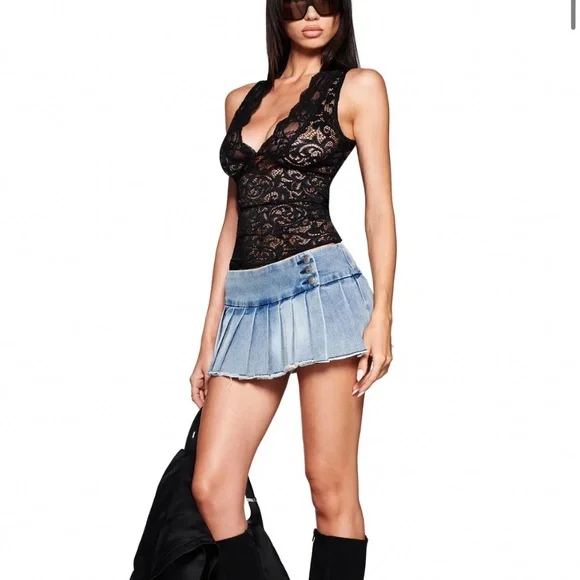 I.AM.GIA. GEMMA SLEEVELESS TOP - Picture 2 of 4